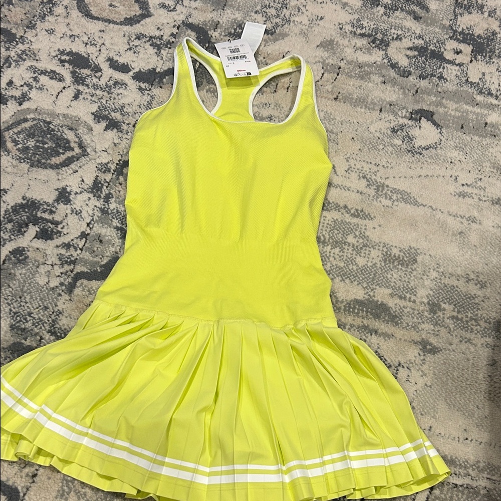 Women’s Wilson yellow tennis dress
